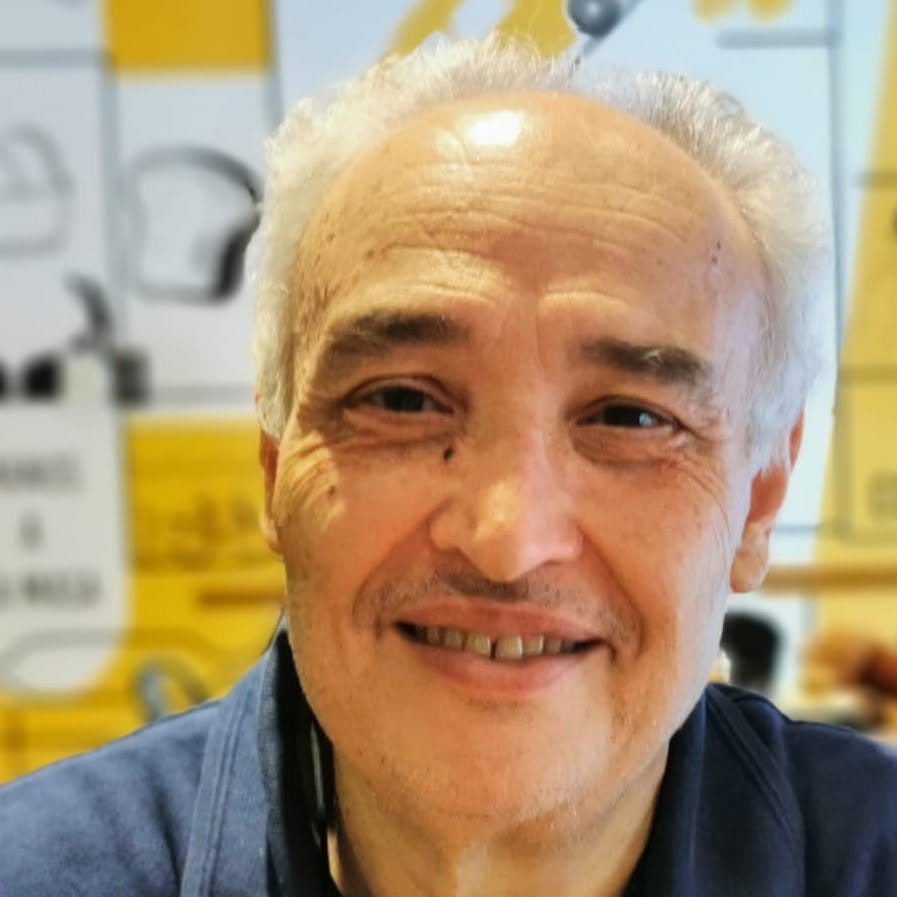 Raùl Perez Raúl E. Pérez, psicologo, terapeuta, docente, conferenziere e scrittore specializzato nell’approccio olistico alla malattia con medicine naturali.